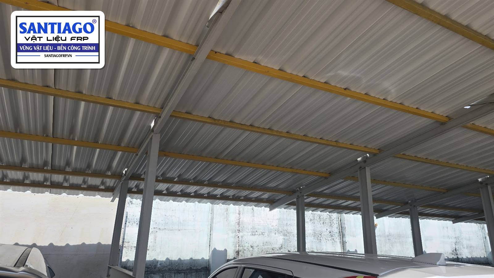Mái tôn trên xà gồ composite, khung kèo thép