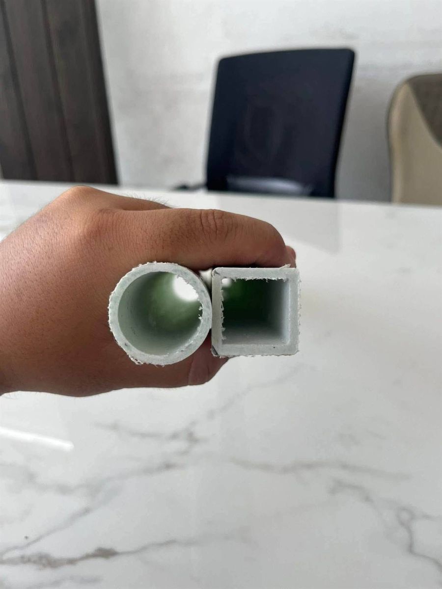 Mặt cắt ống tròn và hộp vuông composite cỡ nhỏ