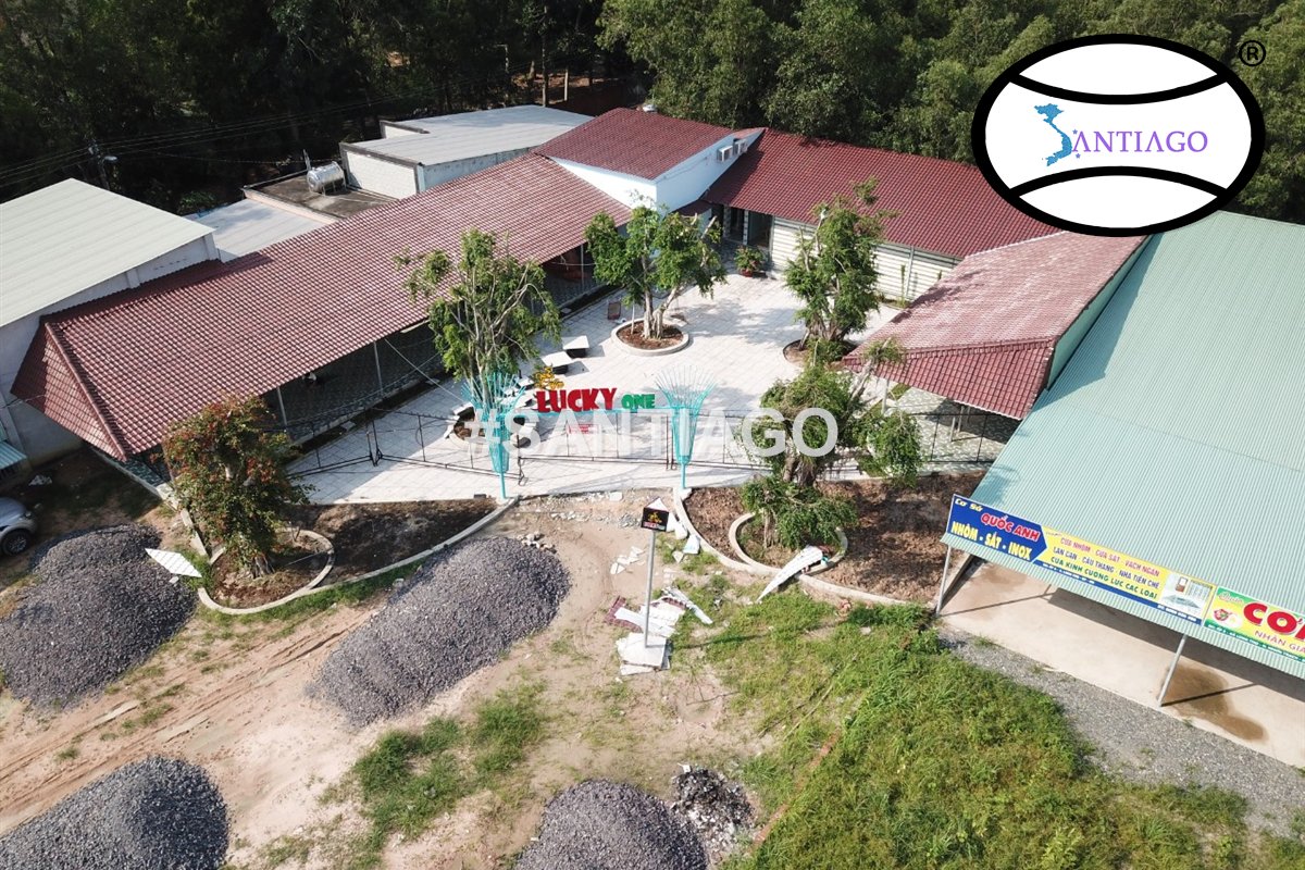Khu nhà nghỉ lợp ngói nhựa Santiago