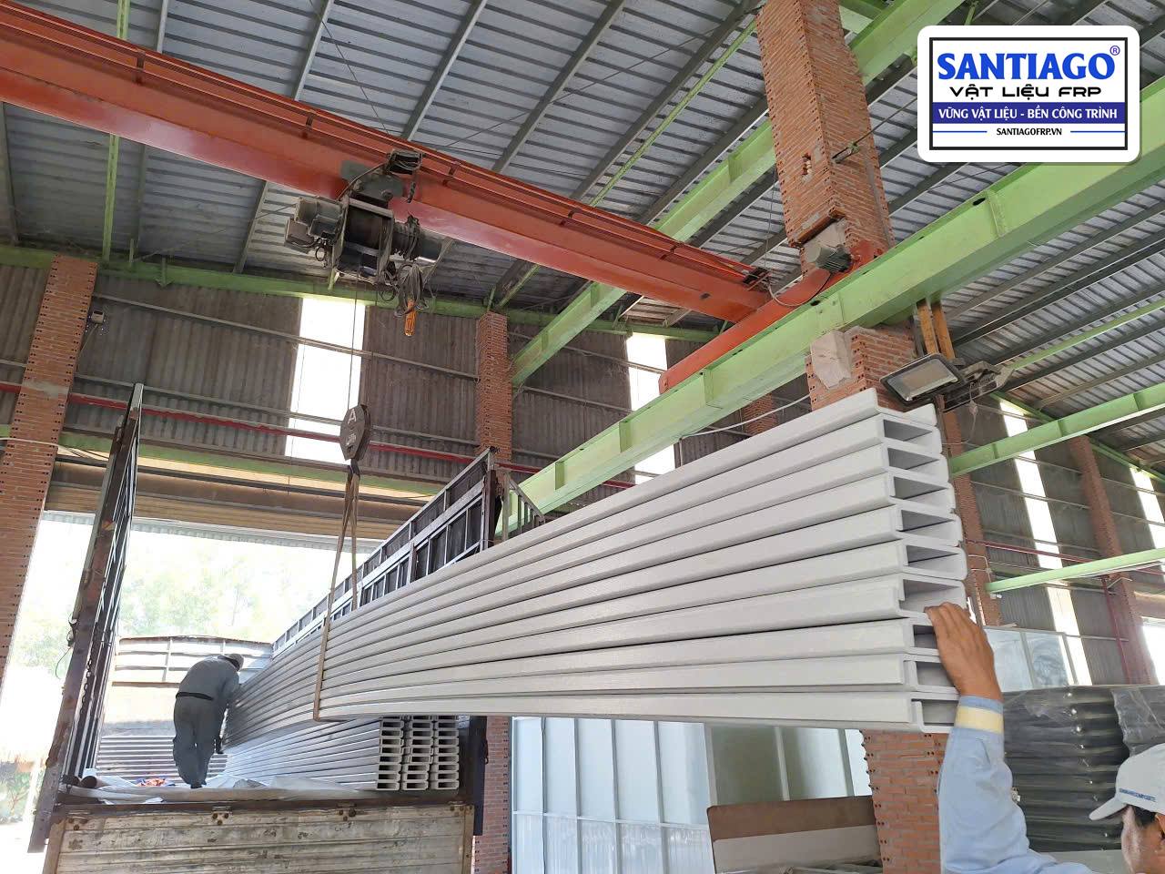 Thanh chữ C FRP cầu trục nhà xưởng